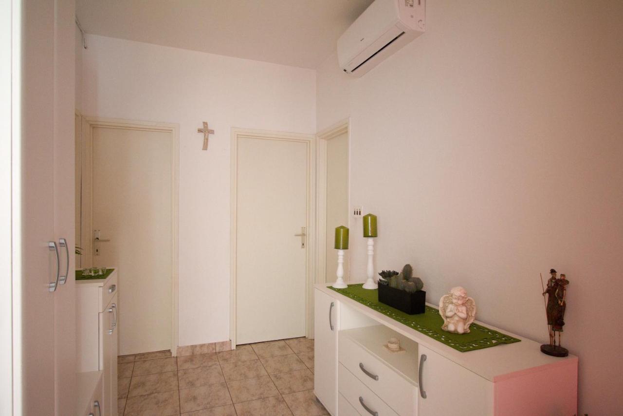 Apartments M&J Супетар Екстериор снимка